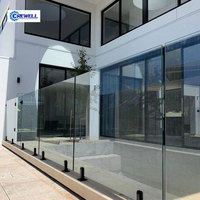 Balustrade en verre trempé sans cadre facile à installer, type à fixation au sol sans encastrement pour cour résidentielle