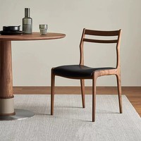 Chaise de restaurant minimaliste en bois massif, dossier moderne en cuir souple, chaise confortable