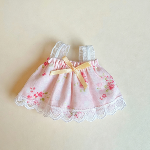Ropa para Muñecas de 10 cm al por Mayor, Vestido Floral Original, Lindo Conjunto de Ropa para Muñeca Gatita, Ropa Intercambiable para Muñecas al por Mayor - Product Image 3