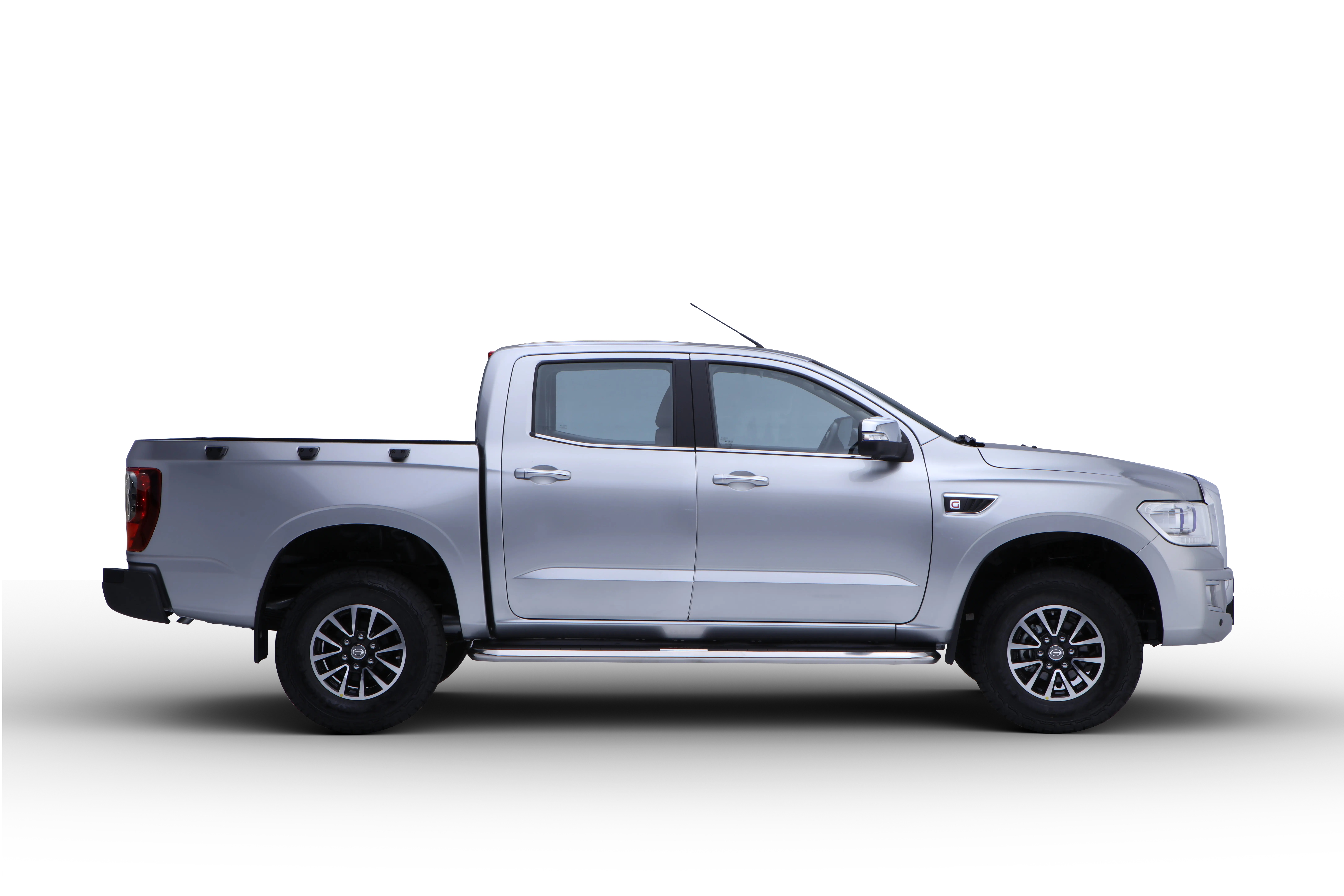 GAC MOTOR Elite MT-2WD Red Pickup SMILODON New Arrival Left