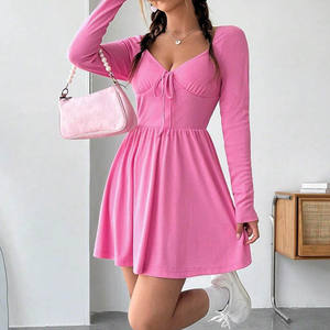 Vente en gros à bas prix de vêtements pour femmes Stock de robes à la mode mixtes, hauts décontractés, jupes de bain, vêtements, robes pour femmes/ - Product Image 6