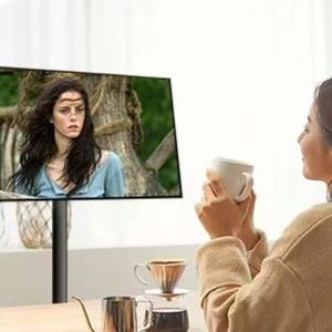 Pantalla Portátil de 32 Pulgadas con Pantalla Táctil Giratoria Multi-escena para Entretenimiento en el Hogar y Reuniones al Aire Libre, Gabinete Blanco LED - Product Image 2