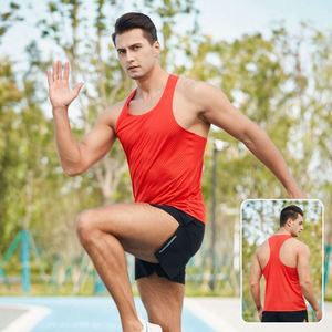 Camiseta sin mangas transpirable de secado rápido Swift Wick para hombre, ideal para correr, fitness y maratón, estilo casual de punto para exteriores. - Product Image 4