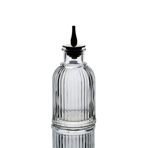 Mecanismo de rejilla de estilo japonés, botella de ajenjo tallada retro con tapón - Product Image 1