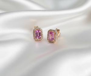 Pendientes de Oro de 14 Quilates con Gemas Naturales/de Laboratorio y Micropavé de Diamantes, Diamante, Esmeralda, Oro, Rubí, Zafiro - Product Image 3