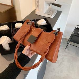 Borse all'ingrosso della fabbrica 2024 la <span class=keywords><strong>giovane</strong></span> <span class=keywords><strong>donna</strong></span> borse della <span class=keywords><strong>donna</strong></span> - Product Image 2