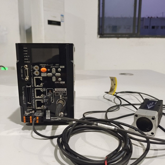 ZW-5000T Sensor Laser Sensor Head Controller for Object Distance Detection Industrial Automation Signal Control System