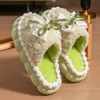 Chaussons d'intérieur roses en dentelle et peluche pour femmes, à bout ouvert, à enfiler, avec semelle plateforme épaisse effet nuage, chauds pour l'hiver, vente en gros pour dames