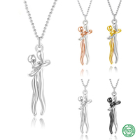 Cadeau de la Saint-Valentin Collier en argent sterling S925 avec figurine de couple s'embrassant