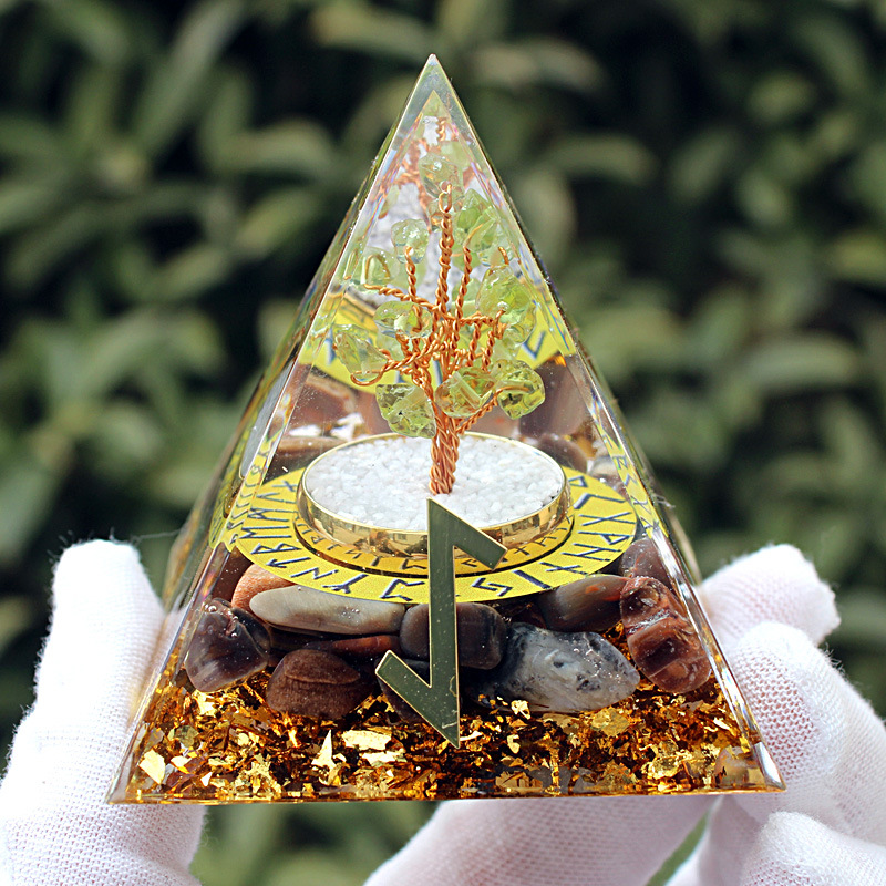 Otherworldly Rune Peridot Tree Design