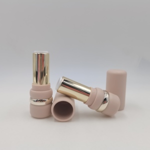 Tube de rouge à lèvres vide rose nude mat style fille mignon avec capuchon coulissant, conteneur de baume à lèvres avec anneau métallique argenté, emballage cosmétique personnalisé avec logo - Product Image 4