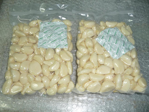 Dientes <span class=keywords><strong>de</strong></span> <span class=keywords><strong>Ajo</strong></span> Frescos Pelados en Bolsa Sellada al Vacío, Mínimo Desgastado, Listos para Usar - Product Image 4