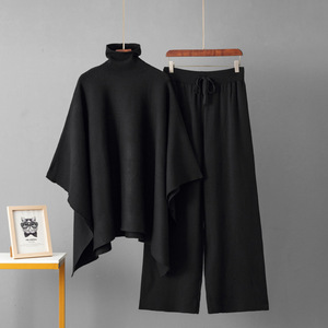 Ensemble élégant pour femmes, pantalon large à col haut, style décontracté d'hiver, ensemble en deux pièces avec châle en tricot - Product Image 4