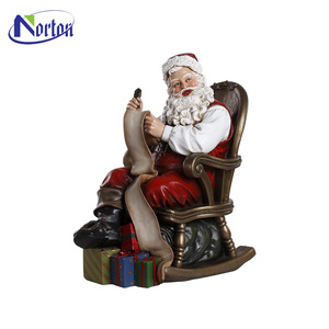 Patung rusa kutub resin dan Santa Claus kecil serat kaca dekorasi luar ruangan Natal - Product Image 2