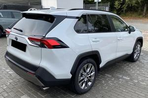 Auto Usado Asequible, <span class=keywords><strong>Toyota</strong></span> <span class=keywords><strong>RAV4</strong></span> Executive <span class=keywords><strong>2.5</strong></span> Híbrido <span class=keywords><strong>AWD</strong></span> SUV 2025, Listo para Usar, Sin Accidentes, Listo para Enviar a Todo el Mundo - Product Image 6