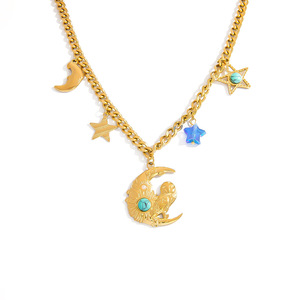Collier en acier inoxydable avec pendentif lune et étoile, plaqué or 18 carats, chaîne claviculaire pour femme, à porter au quotidien - Product Image 5