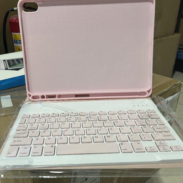 GSCASE Wholesale Shockproof Smart Detachable Wireless Keyboard Case for IPad10.2-2020/2019/Air3/Pro10.5