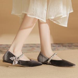 Zapatos de Tacón Alto Stiletto para las Cuatro Estaciones, Parte Superior de Cuero Genuino, Tratamiento Antideslizante, Diseño Elegante, Ideales para Fiestas - Product Image 3