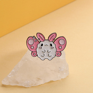 Broche Adorable en Métal en Forme de Papillon ou de Chauve-souris, Accessoire Vestimentaire, Vente en Gros - Product Image 5