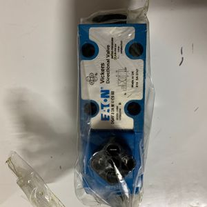 859170 DG4V-3-2A-M-U-C6-60 DG4V32AMUC660 DG4V-3-2A-M-U-D6-60 DG4V32AMUD660 565477 859159 DG4V-3-2A-M-U-B6-60 DANFOSS - Product Image 3