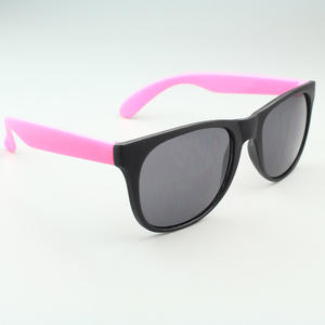 Wholesale 2024 Designer Fashion <b>Square</b> <b>Sunglasses</b> Custom Logo Unisex Summer Promotional UV400 Outdoor PC Red Purple Blue Pink - Product Image 3