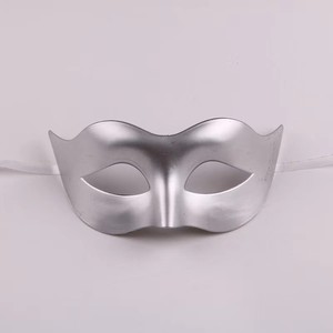 Masques en plastique peints à la bombe de couleur unie Masques de fête Hommes Femmes Costumes de carnaval d'<span class=keywords><strong>Halloween</strong></span> Décorations de fête dansante - Product Image 5