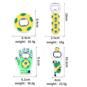 Nuevo Abridor de Botellas de Fútbol, Abridor de Cerveza de Metal y Silicona Duradero con Forma de Guante de Portero con Imán - Product Image 2