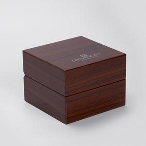 Boîte à montre en bois personnalisée boîte de rangement protectrice en cuir PU daim montre cadeau oreiller en mousse marque personnalisée de luxe - Product Image 4