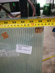 Vente en gros de <span class=keywords><strong>verre</strong></span> décoratif pour bâtiments, <span class=keywords><strong>à</strong></span> rainures, <span class=keywords><strong>à</strong></span> faible teneur en fer, rayé, sculpté et gravé - Product Image 5