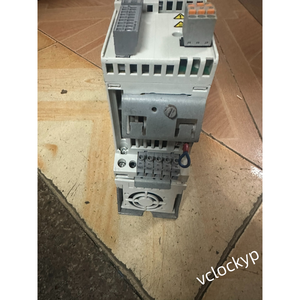 1 ชิ้นใหม่ LENZE อินเวอร์เตอร์ E84AVSCE1524SX0 - Product Image 2
