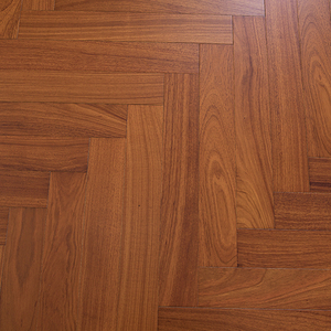 Plancher en bois d'ingénierie CE multicouche en chêne lisse, qualité AB, résistant à l'usure, à rainures et languettes, 15 mm, durable, motif chevrons, pour sous-sol - Product Image 1
