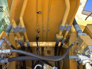 รถขุด CAT 330F ขายดี สภาพ 90% เครื่องจักรก่อสร้างยี่ห้อ Sany จากจีน รถขุดตีนตะขาบมือสอง พร้อมจัดส่ง - Product Image 5