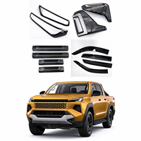 Garniture de phare avant, cache de feux arrière, protection de seuil de porte extérieur, pare-pluie de vitre pour Toyota Hilux Travo 2025+