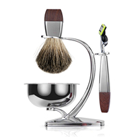 Kit de Rasage Humide ZY 6 Lames avec Rasoir Manuel, 5 Pièces, Brosse en Poils de Blaireau, Bol, Support et Coffret Cadeau – Soin Homme, Commande en Gros, Ensemble de Luxe de Haute Qualité