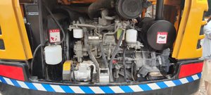 Mini-excavatrice SANY 60 de 1,2 tonne avec godet de creusement d'une capacité de 0,12 m³, équipement de construction d'occasion - Product Image 4