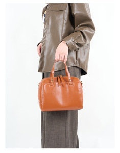 Vegetable <b>Tanned</b> <b>Leather</b> Square Zipper Closure Crossbody <b>Handbag</b> Top Layer Cowhide Large Tree for Vintage Fashion Casual - Product Image 5