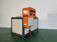 Sierra de corte automática de alta calidad para marcos de ventanas de aluminio 2026, máquina de corte con control PLC y servoaccionamiento