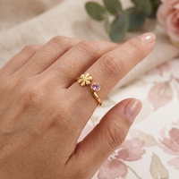 Cincin Bunga Stainless Steel Berlapis Emas yang Dapat Disesuaikan dengan Batu CZ Ungu untuk Wanita OEM ODM Perhiasan Fashion Wanita Pengadaan