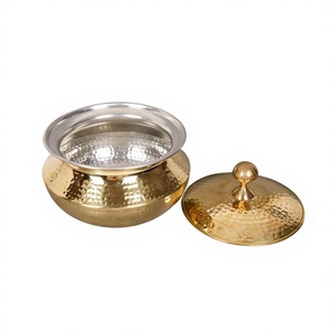 Olla Biryani de Latón Martillado con Revestimiento y Tapa de Acero Inoxidable, Utensilio de Cocina Tradicional para Uso en Estufa - Product Image 1