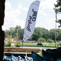 Drapeau de plage personnalisé en plumes, bannière publicitaire extérieure avec mât en aluminium - Polyester imperméable et résistant aux UV pour les salons professionnels et événements