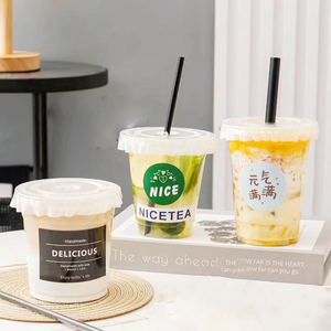 Gobelets jetables en plastique PET transparent à paroi simple de 360 ml, 400 ml, 500 ml avec couvercle pour les magasins de jus de fruits, de thé au lait et de boissons. - Product Image 6