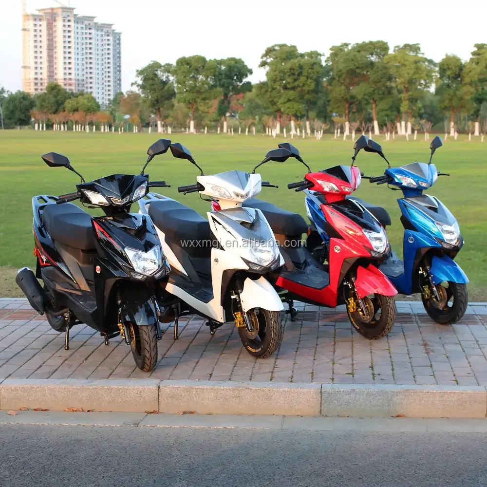 Sıcak satış iki tekerlekli gaz scooter