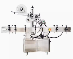 Ligne d'assemblage verticale entièrement automatique pour l'étiquetage de boîtes en carton avec des autocollants plats - Product Image 1