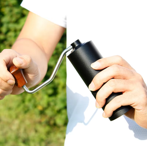 Moulin à café manuel portable mini à manivelle, moulin à expresso, broyeur <span class=keywords><strong>de</strong></span> grains <span class=keywords><strong>de</strong></span> café – Offre Spéciale - Product Image 3