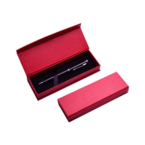 Boîtes de luxe noires à fermeture magnétique avec impression intérieure personnalisée, boîtes cadeaux rigides avec inserts en mousse pour bouteilles haut de gamme - Product Image 3