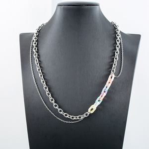 yunnique Layered <b>Titanium</b> Steel Acrylic <b>Chain</b> Necklace Asymmetrical Paperclips Geometric Design Multicolor Fashion Jewelry - Product Image 3