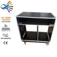 Flight case pour mixeur sur mesure, étanche, avec 12U de place en rack et doublure EVA au sol