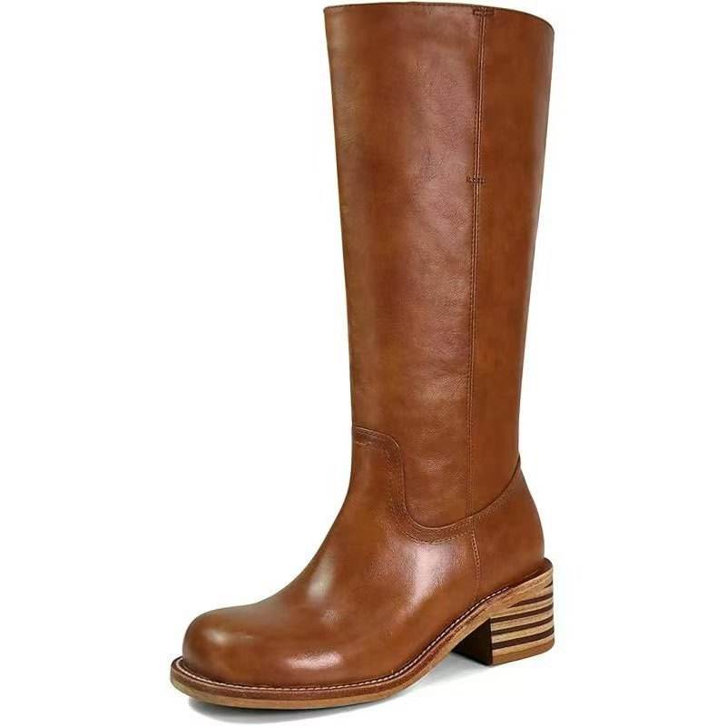 สีน้ำตาล