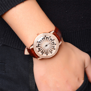 Gioielli Vintage Nuovi Gioielli Hip Hop di Buona Qualità Orologio Impermeabile con Quadrante Completamente Diamantato Orologio al Quarzo Rotondo Stile Retrò per Uomo - Product Image 6