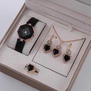 6 uds. Un conjunto de lujo para mujer <span class=keywords><strong>reloj</strong></span> anillo collar pendientes pulsera conjunto relojes mariposa correa de cuero moda señoras <span class=keywords><strong>reloj</strong></span> de cuarzo - Product Image 5